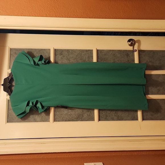 New! RN Studio green dress with ruffle sleeves size 4. Wedding party formal - Picture 7 of 9